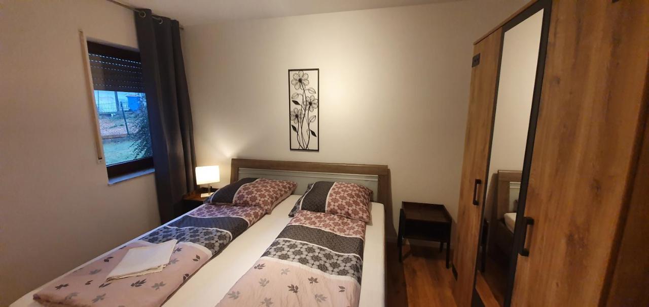 Haus Schneider Apartment วินเทอร์แบร์ก ภายนอก รูปภาพ